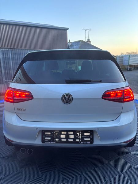 Volkswagen Golf 2016 374753261