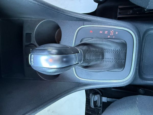 2016 VW Polo 1.2 Petrol Automatic,Low Km 28k Miles 374784162