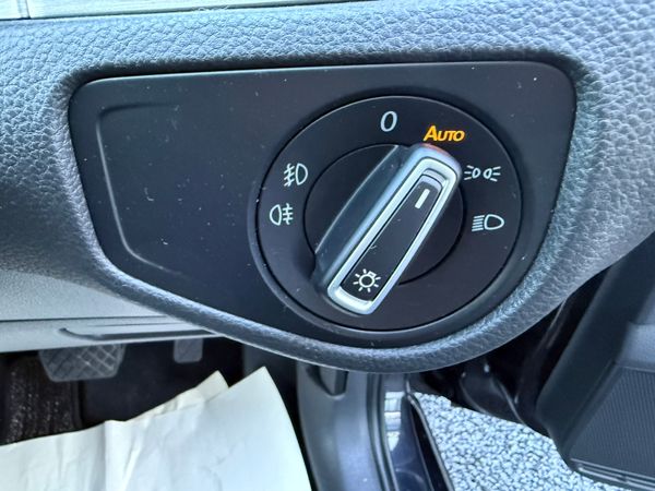 2015 VW Golf 1.2 Petrol Auto,Top Specs,immaculate 374785512