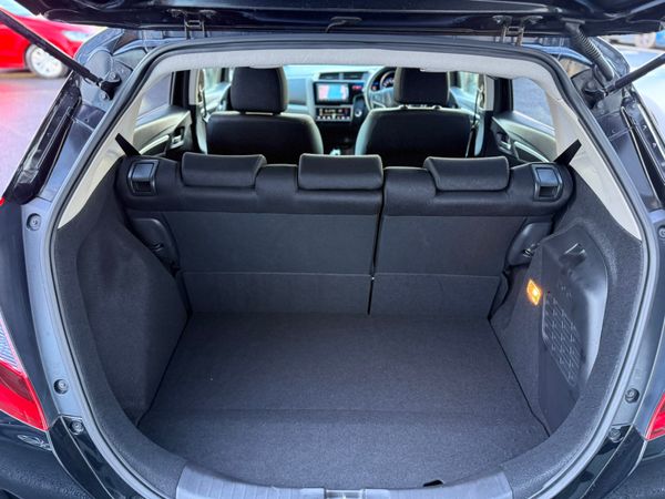 2015 Hinda Fit 1.5 Hybrid Auto,44k Miles Only 374785901