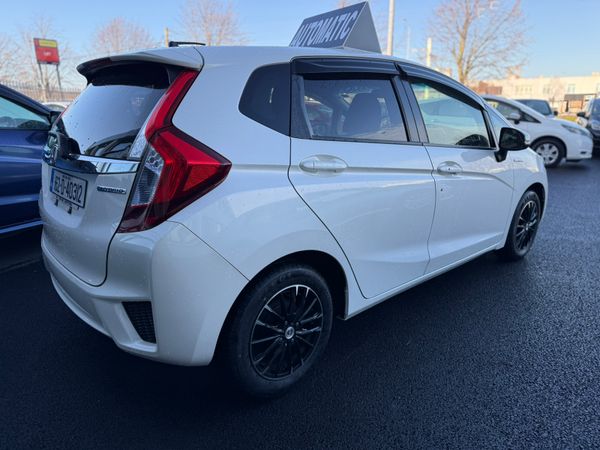2016 Honda Fit 1.5 Hybrid Auto,Low Mileage 374786124