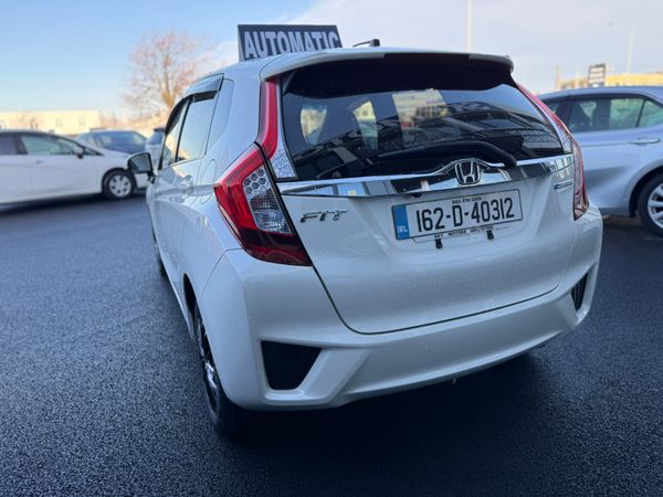 2016 Honda Fit 1.5 Hybrid Auto,Low Mileage 374786127