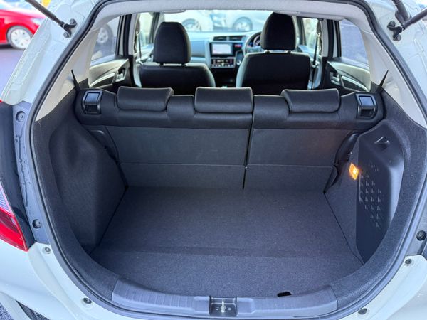 2016 Honda Fit 1.5 Hybrid Auto,Low Mileage 374786128