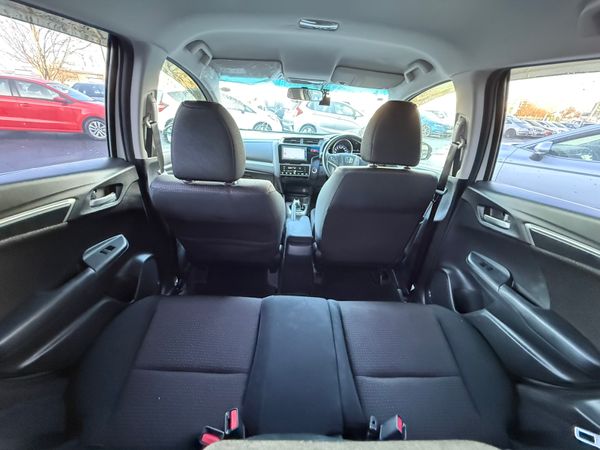 2016 Honda Fit 1.5 Hybrid Auto,Low Mileage 374786129