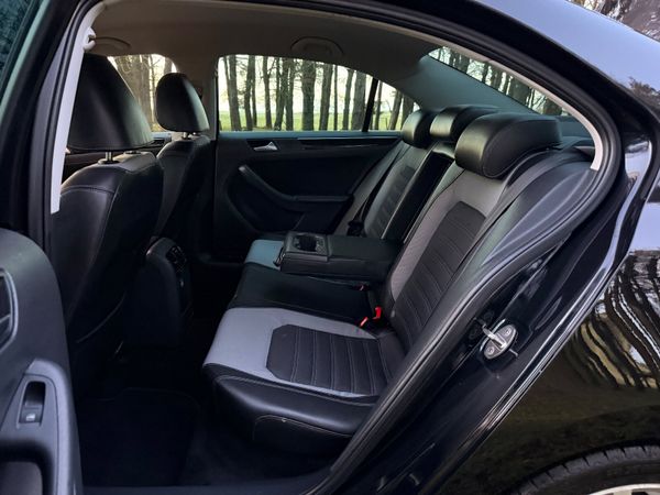 Volkswagen Jetta 2016 2.0 TDI Highline 374796583