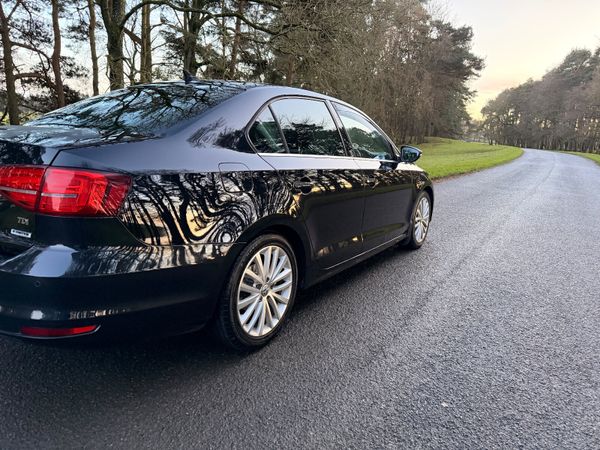 Volkswagen Jetta 2016 2.0 TDI Highline 374796595