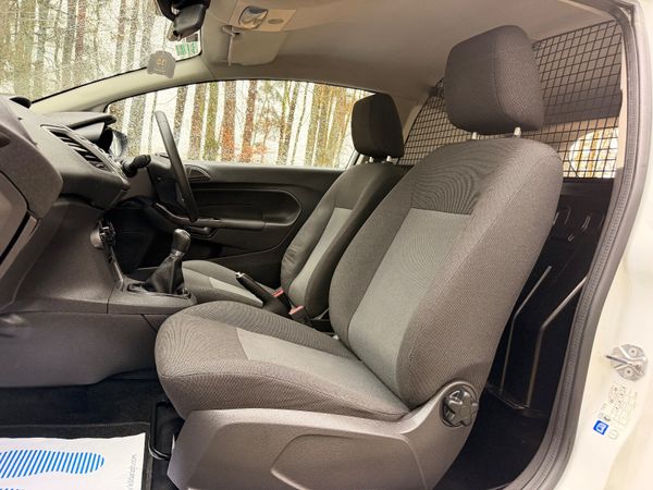 Ford Fiesta Diesel Van 374797987