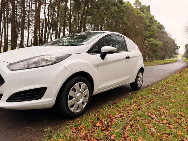 Ford Fiesta Diesel Van 374797997