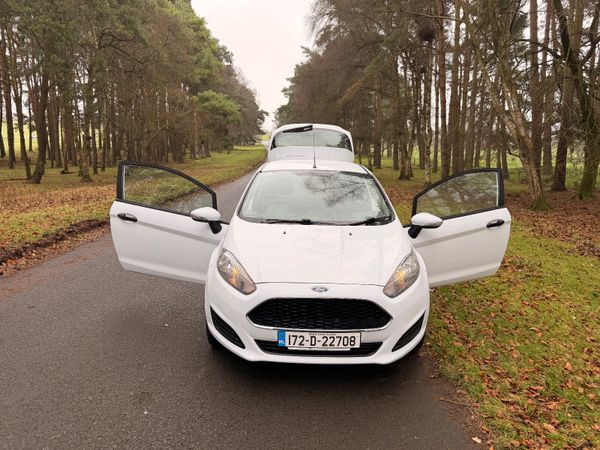 Ford Fiesta Diesel Van 374798002