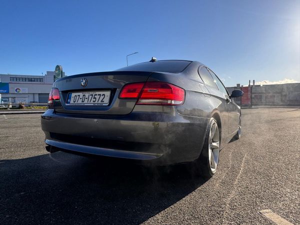 BMW 3-Series 2007 374804425