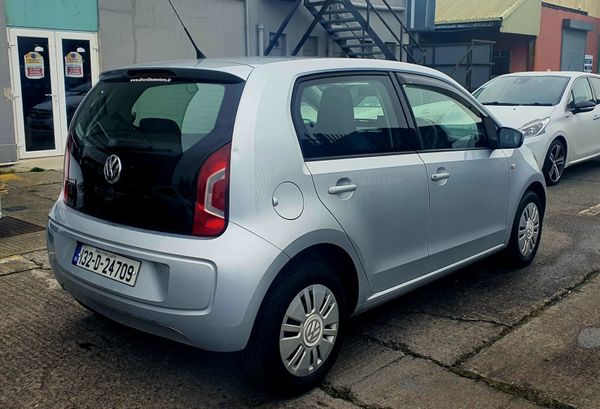 2013 Volkswagen up! 374805221