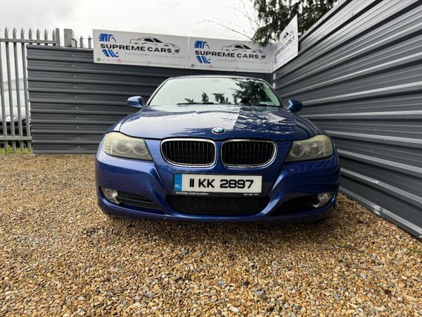 BMW 3-Series 2011 374808684