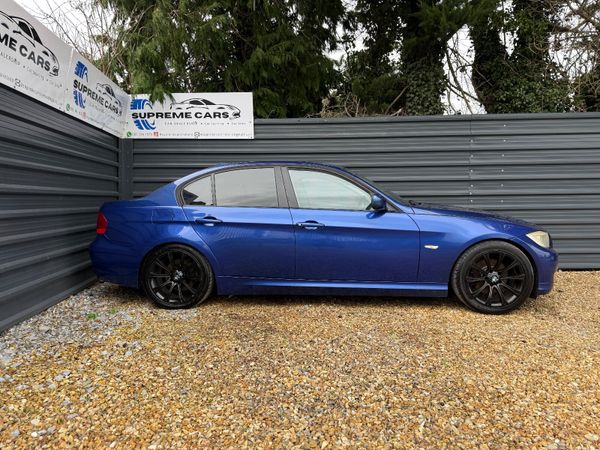 BMW 3-Series 2011 374808681