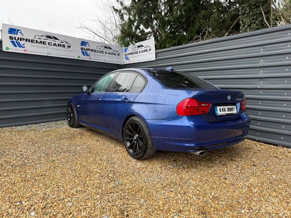 BMW 3-Series 2011 374808695