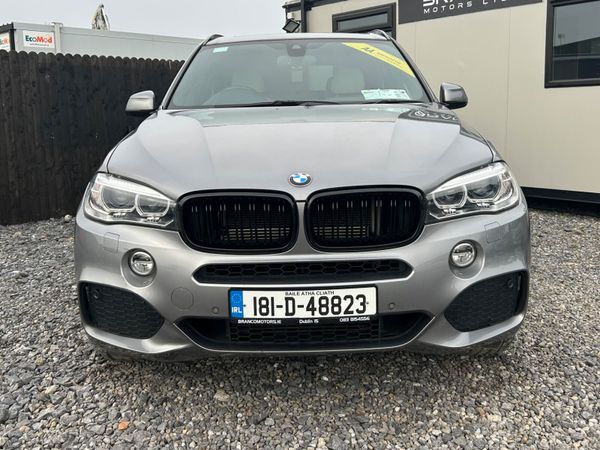 BMW X5 40e M-Sport 374814131