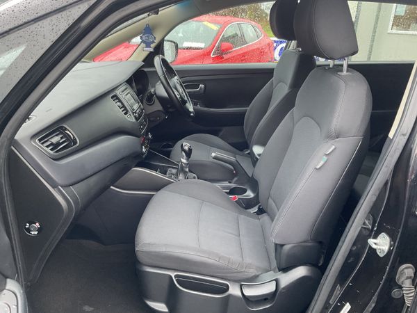 2014 KIA CARENS 1.7 DIESEL 7SEATER LOW KMS SPOTLES 374817390