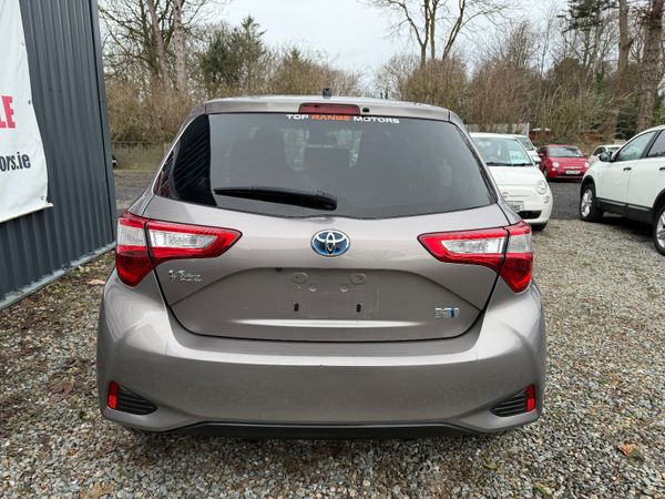 Toyota 2017 **low Milage ** 374813347
