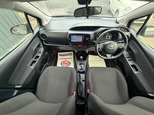 Toyota 2017 **low Milage ** 374813356