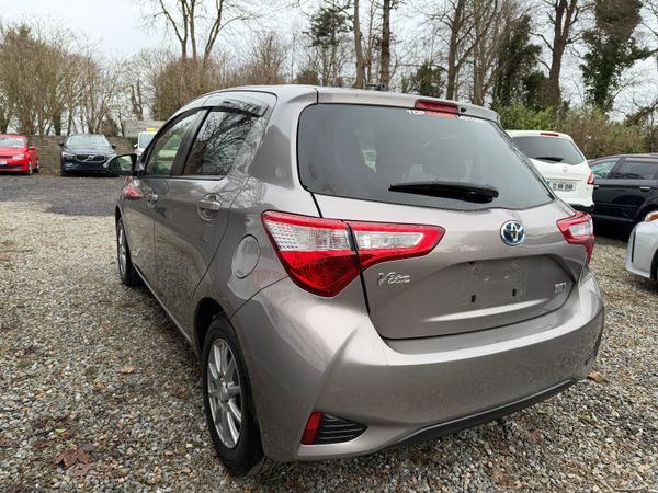 Toyota 2017 **low Milage ** 374813365