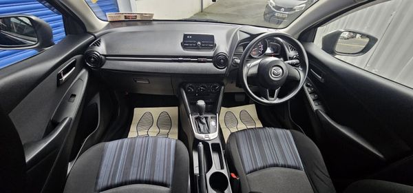 Mazda Demio Automatic 374835258