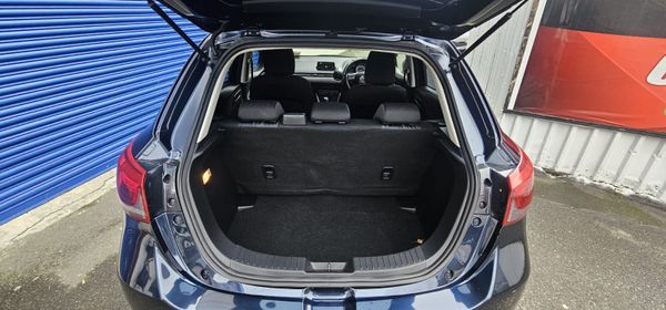 Mazda Demio Automatic 374835262