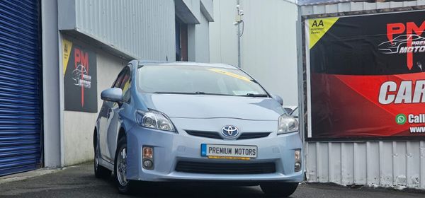 Toyota Prius 374836452