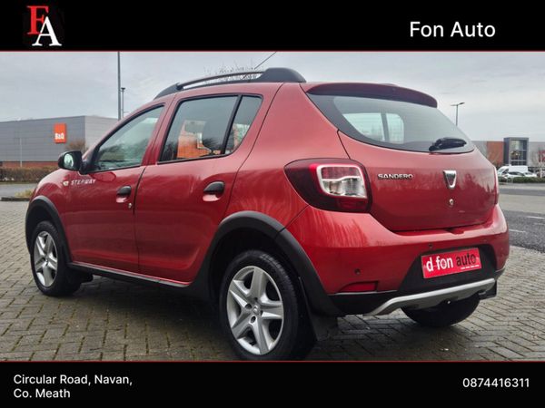 Dacia Sandero Stepway 1.5 DIESEL LAUREATE MODEL* N 374838861