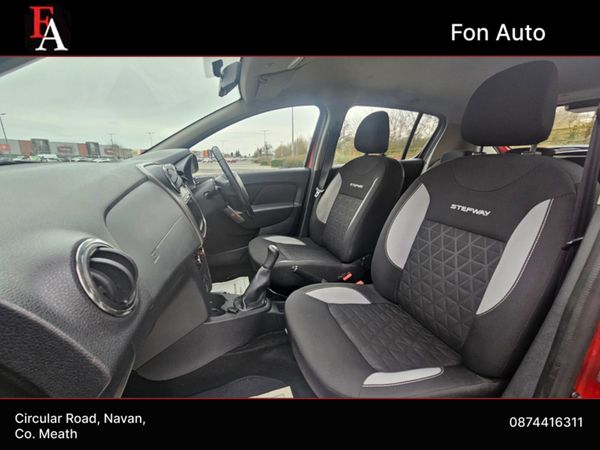 Dacia Sandero Stepway 1.5 DIESEL LAUREATE MODEL* N 374838875