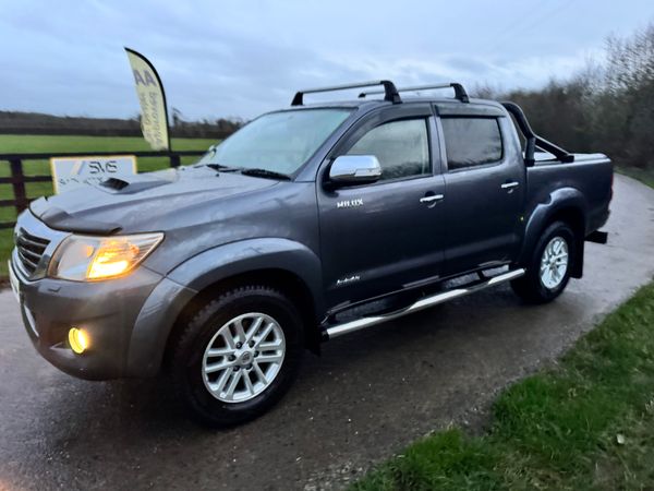 142 Toyota Hilux Invincible 3.0Ld4d Low Miles***** 374844051