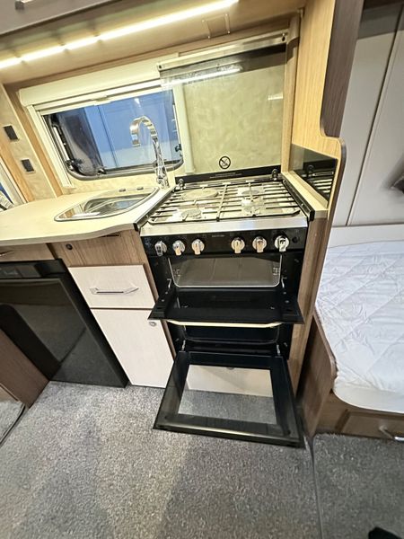 ✨2020 COACHMAN VIP 545 4 BERTH FIXED SINGLE BEDS ✨ 374848607