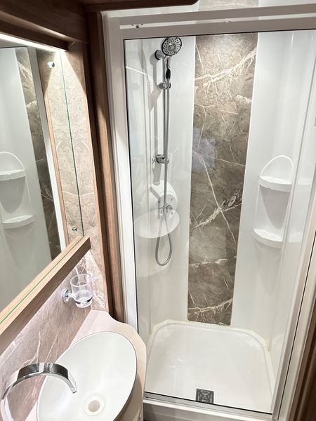 ✨2020 COACHMAN VIP 545 4 BERTH FIXED SINGLE BEDS ✨ 374848601