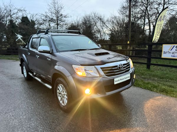 142 Toyota Hilux Invincible 3.0Ld4d Low Miles***** 374843994