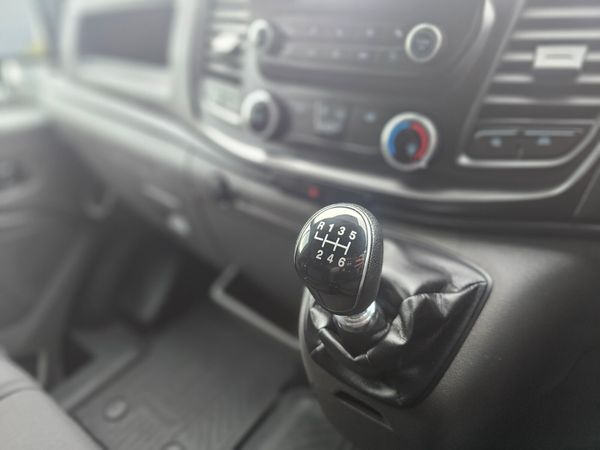 FORD TRANSIT T350 MWB // NEW WETBELT & DOE 374860482