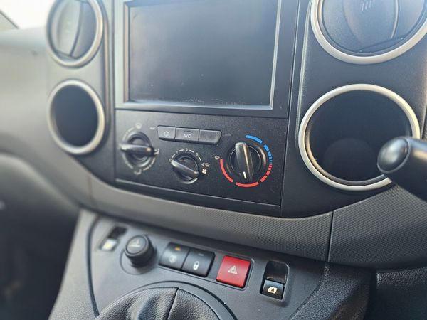 PEUGEOT PARTNER 1.6 HDI // NO VAT // BIG SPEC 374863326