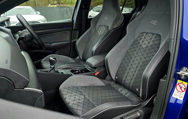 🔥 2022 VW Golf 1.5 TSI 130HP R-Line 374876687