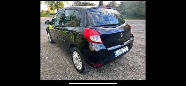 Renault Clio 2012 374886098