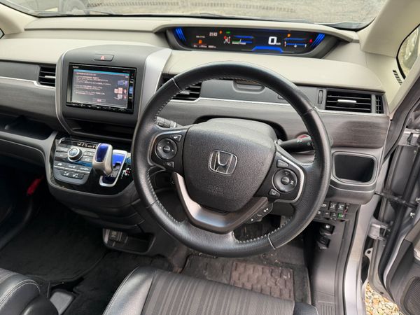 Honda Freed **2016** 374893370