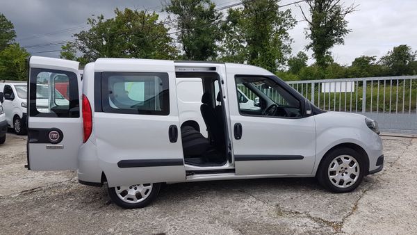 FIAT DOBLO CREWCAB VAT INVOICE 102KM MINT 374904435