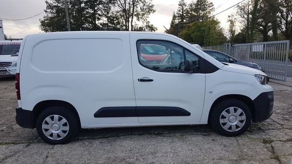 Peugeot Partner 2020D HI SPECK MINT VAT INVOICE 374905513
