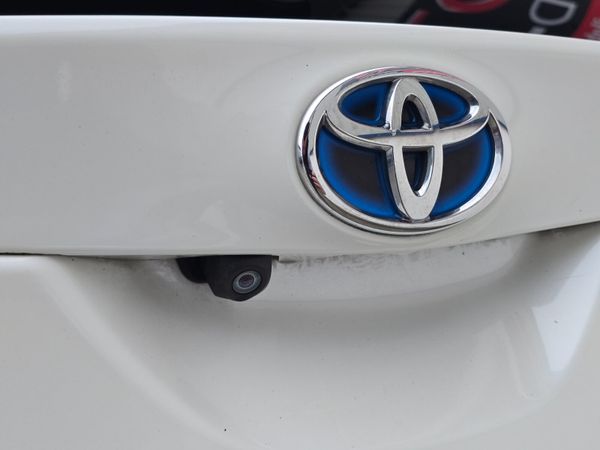 2018 Toyota Auris LUNA SPORT MODEL NICE EXTRAS 374923410