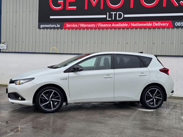2018 Toyota Auris LUNA SPORT MODEL NICE EXTRAS 374923413