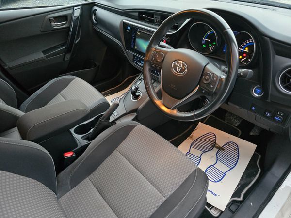 2018 Toyota Auris LUNA SPORT MODEL NICE EXTRAS 374923441