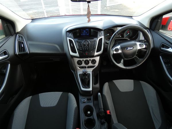 FORD FOCUS 1.0 ECOBOOST, NEW T.CHAIN+W.PUMP 374923580