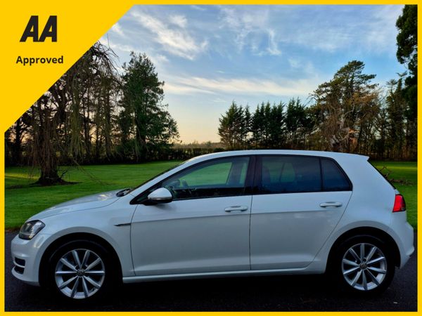 🔥2015 Volkswagen Golf🔥(Lounge+Auto+52,000Mls) 374956403