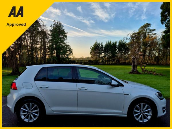 🔥2015 Volkswagen Golf🔥(Lounge+Auto+52,000Mls) 374956412