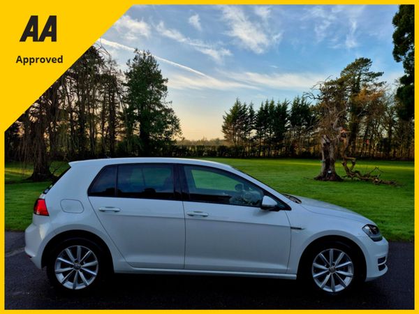 🔥2015 Volkswagen Golf🔥(Lounge+Auto+52,000Mls) 374956420