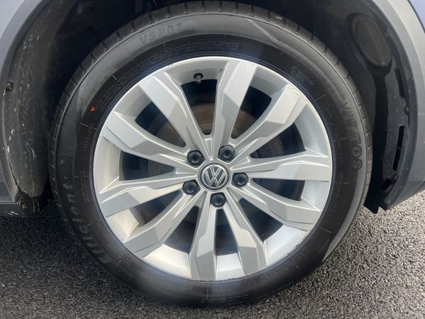 2019 Volkswagen T-Roc SE 1.6 TDI 374974128