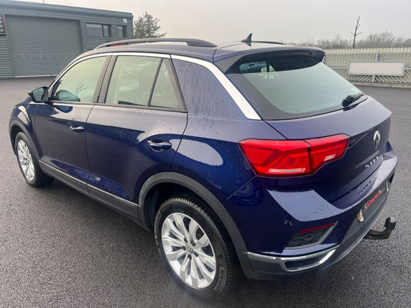 2019 Volkswagen T-Roc SE 1.6 TDI 374974131
