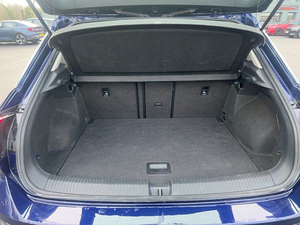 2019 Volkswagen T-Roc SE 1.6 TDI 374974142