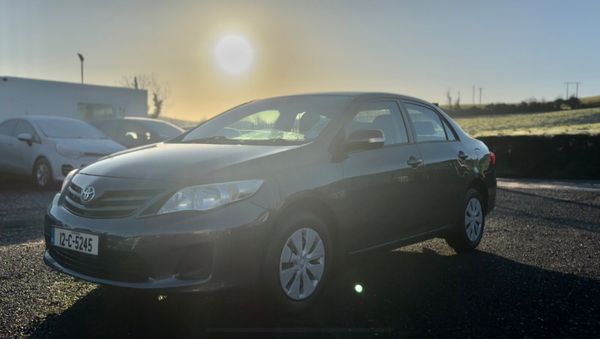 Toyota Corolla 2012 1.3 petrol 374978581